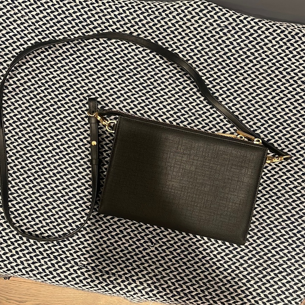 Dagne Dover Essential Clutch wallet